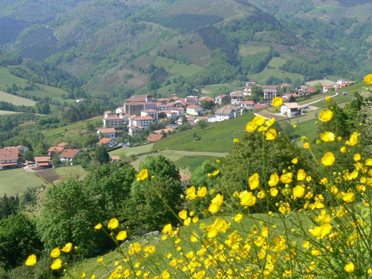 Albergue "Arantzako Aterpea" Buitenkant foto